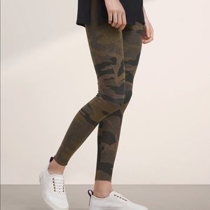 Aritzia TNA Camouflage Equator Legging